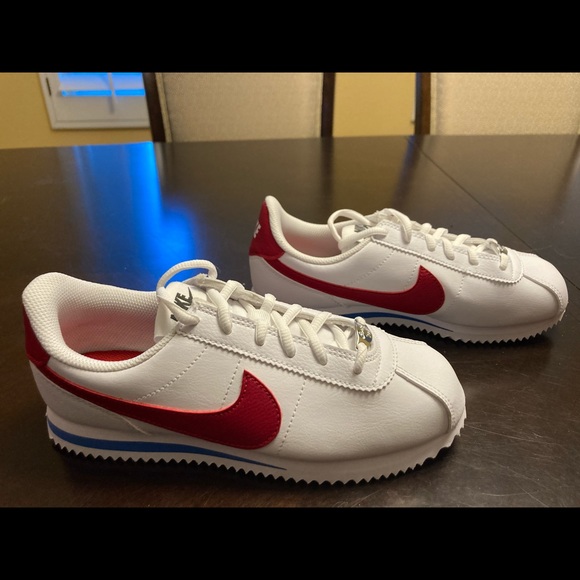 New Nike Cortez White Red Leather Sneaker Shoes - Picture 3 of 11